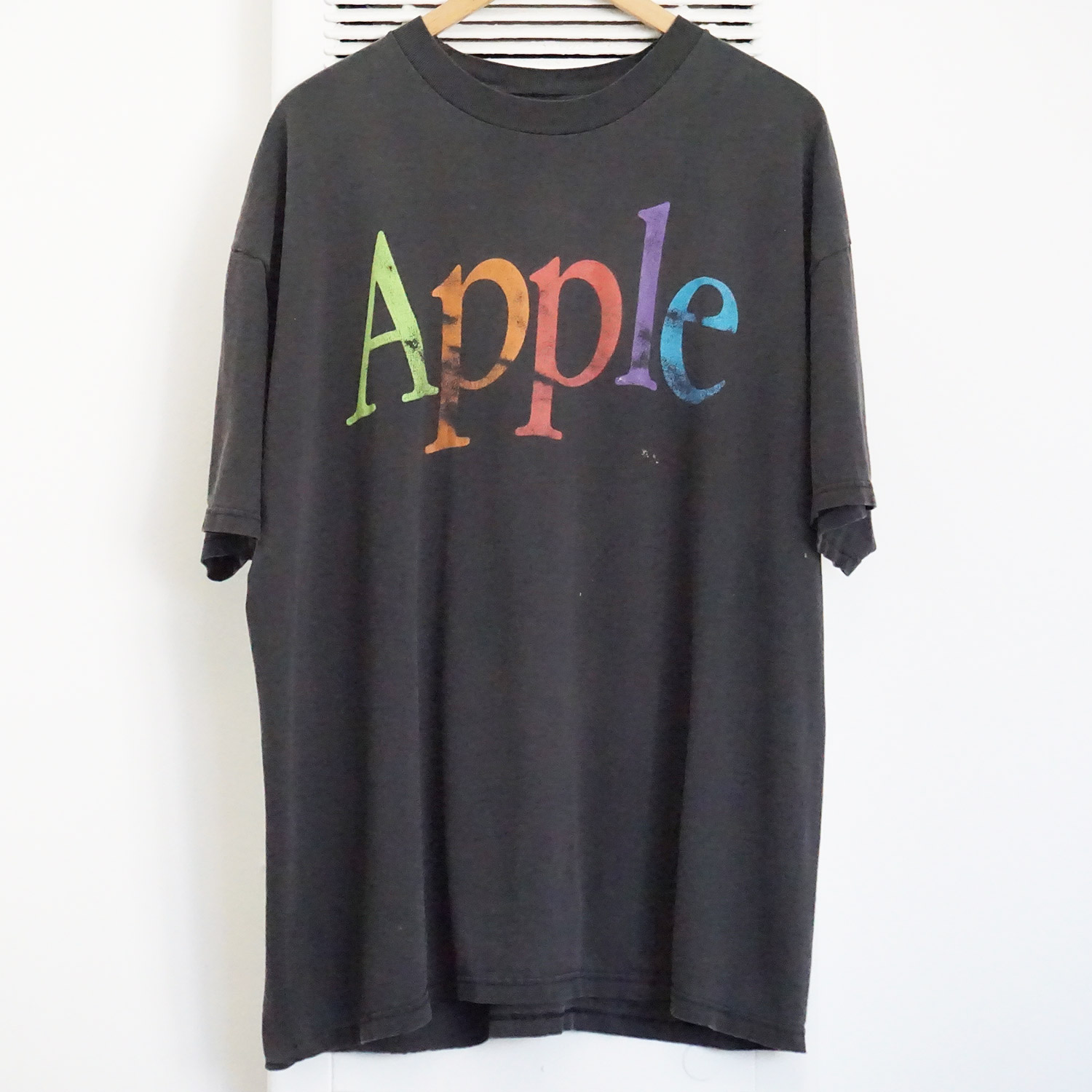 Vintage Apple Computers T-shirt, Front