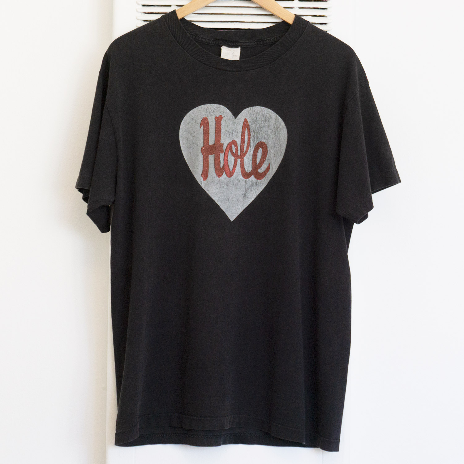 Vintage Hole the Band Silver Heart T-shirt with Generic Neck Tag, Front