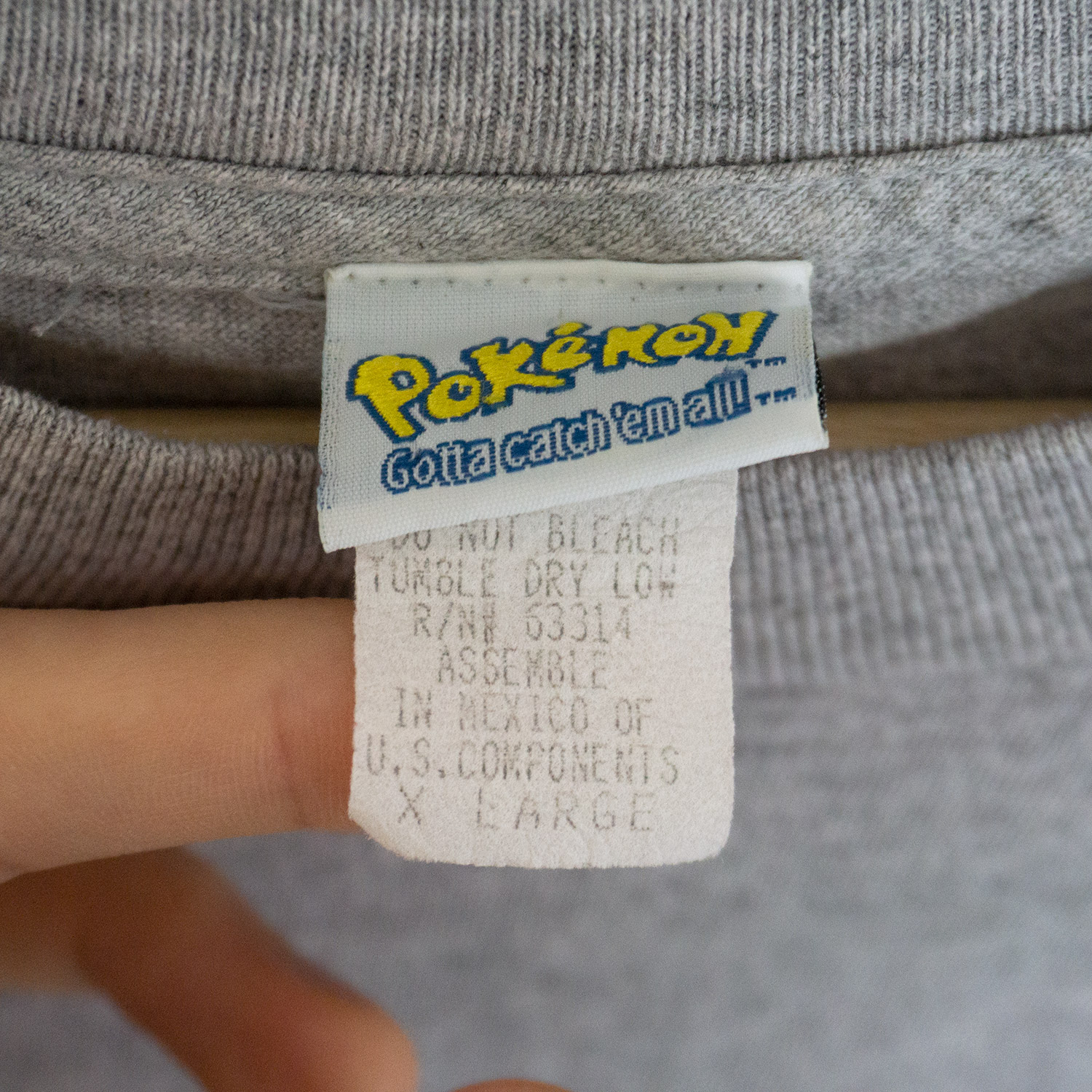 Vintage Pokémon Ash and Pikachu T-Shirt | Black Shirts World