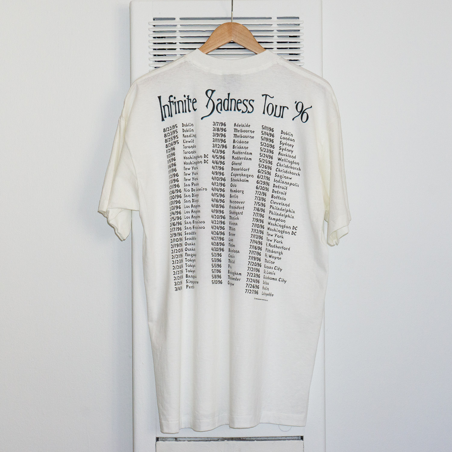 Vintage Smashing Pumpkins Infinite Sadness Tour T-shirt, Back