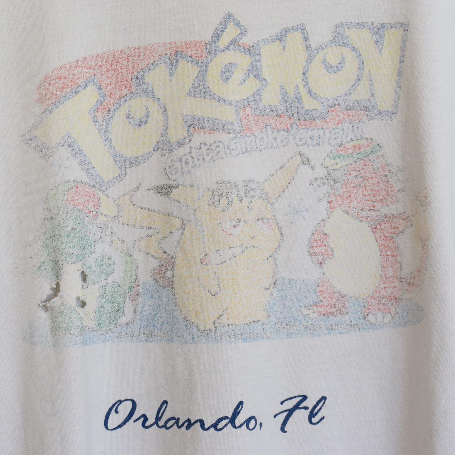 Vintage Tokémon Pokémon Parody T-shirt, Close-up