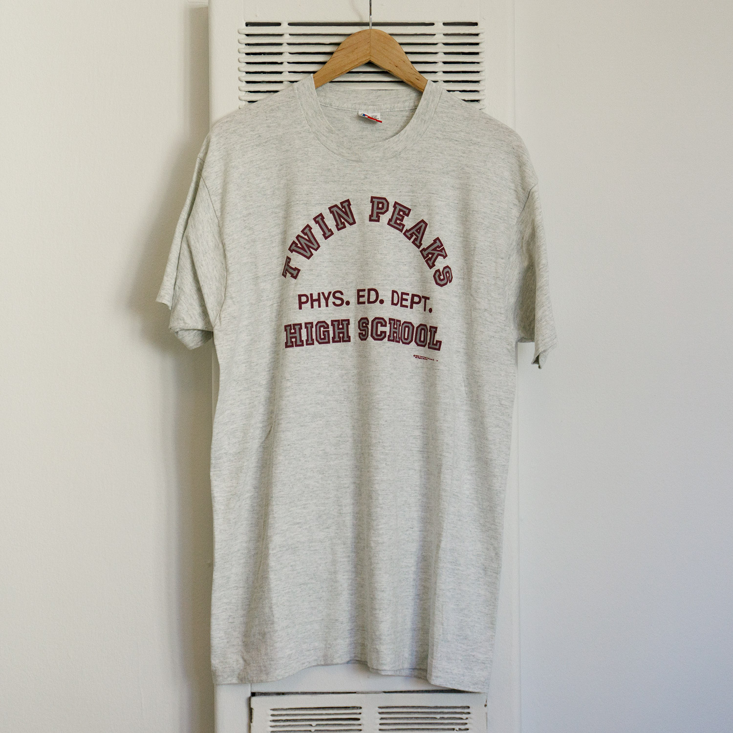 Vintage Twin Peaks High School T-shirt with Fruit of the Loom Neck Tag, Front
